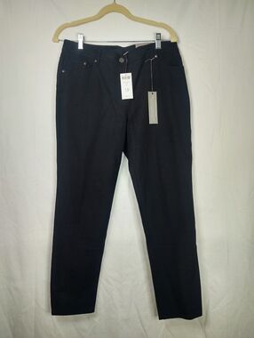 NWT Chico's So Slimming Getaway Pants Sz 1.5 Short (10 Short)
